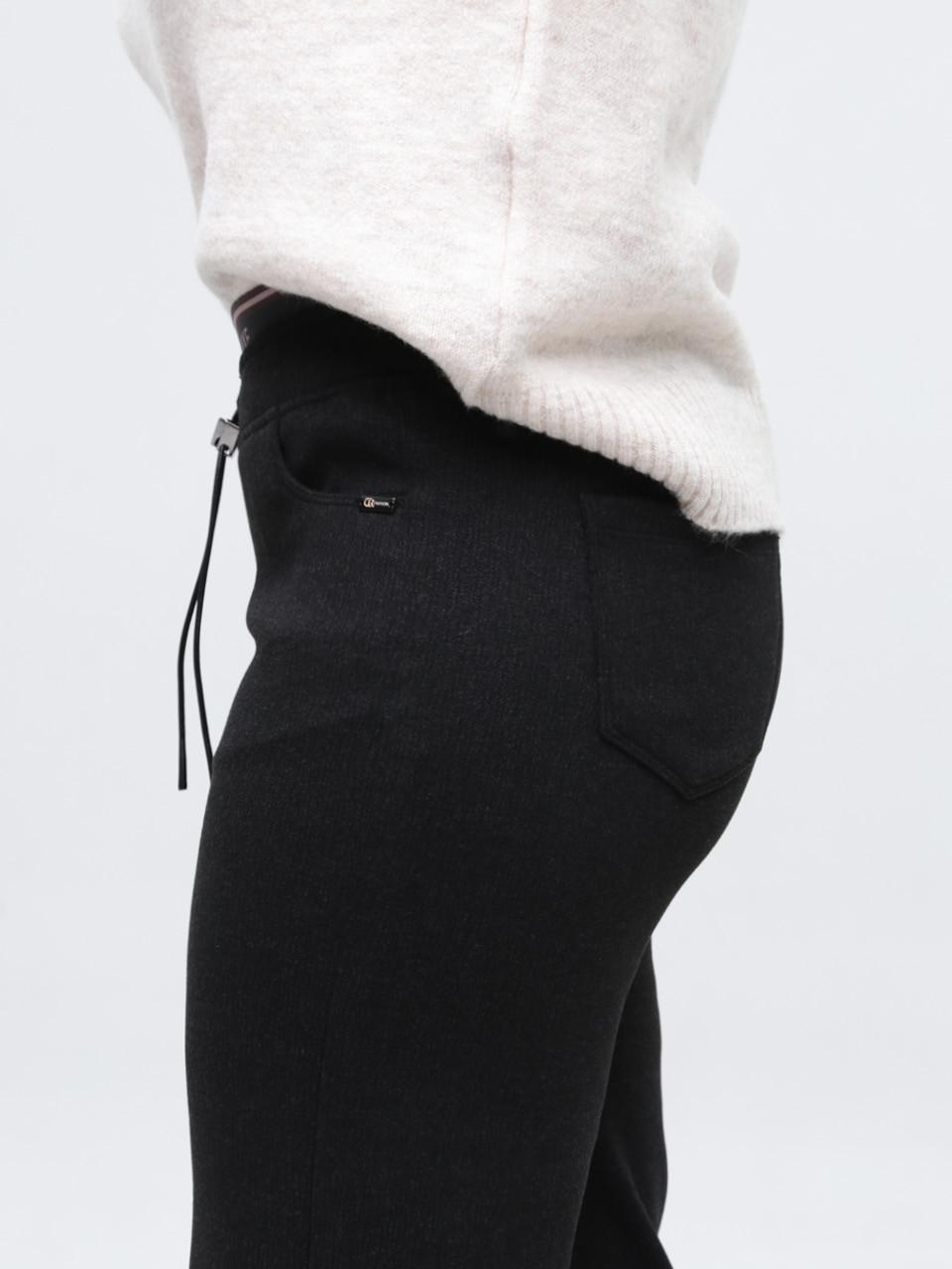 Брюки женские черные широкие теплые на резинке 10642-2