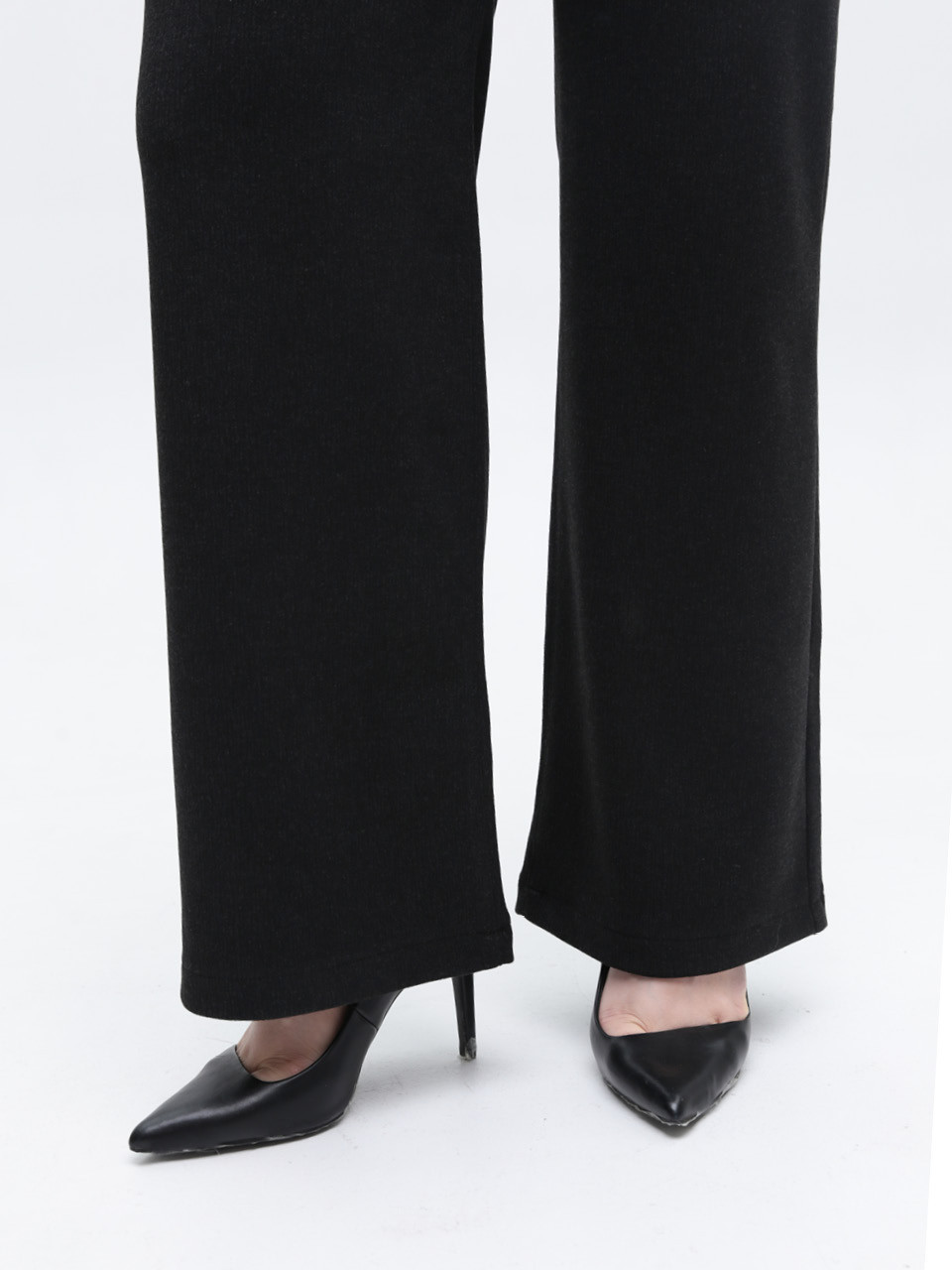 Брюки женские черные широкие теплые на резинке 10642-2