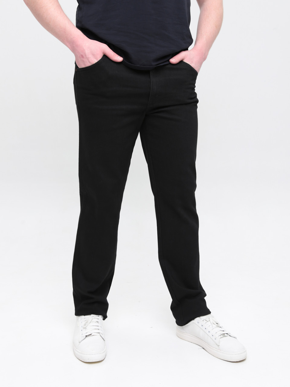 Джинси чоловічі чорні прямі зі стрейчем 347-51