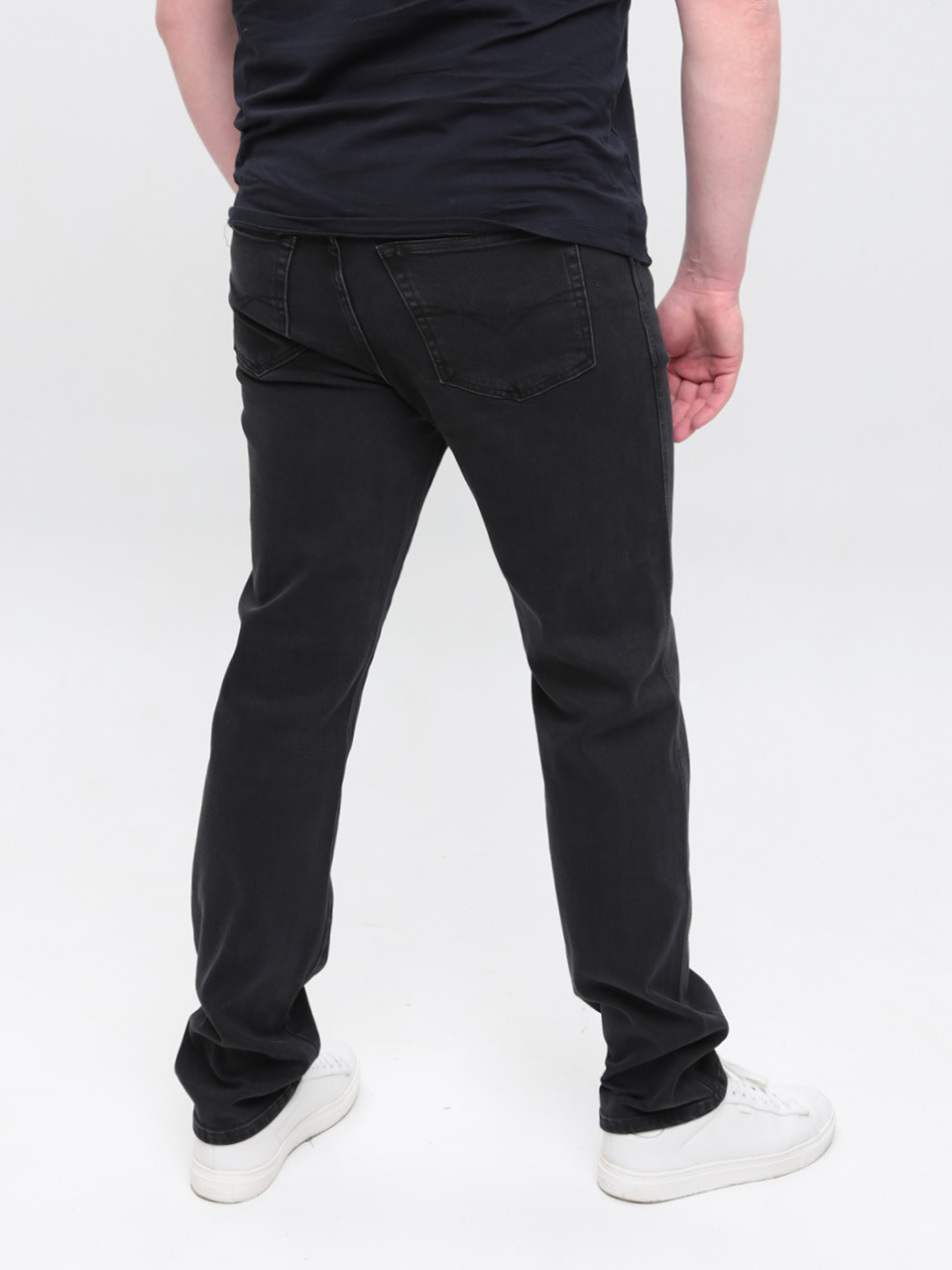 Джинсы мужские серо-черные прямые со стрейчем 347-52