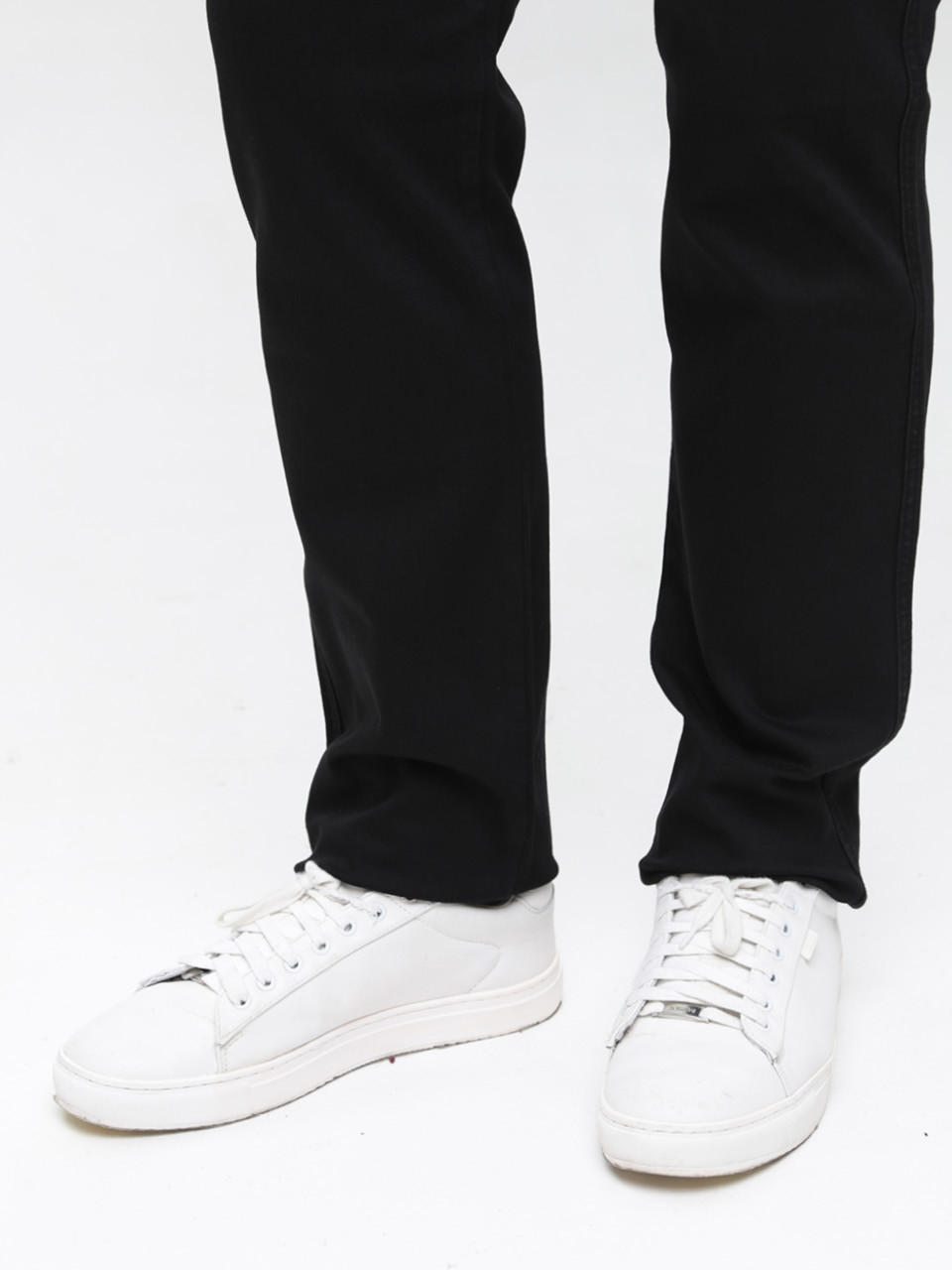 Джинси чоловічі чорні прямі з косою кишенею 5008-53