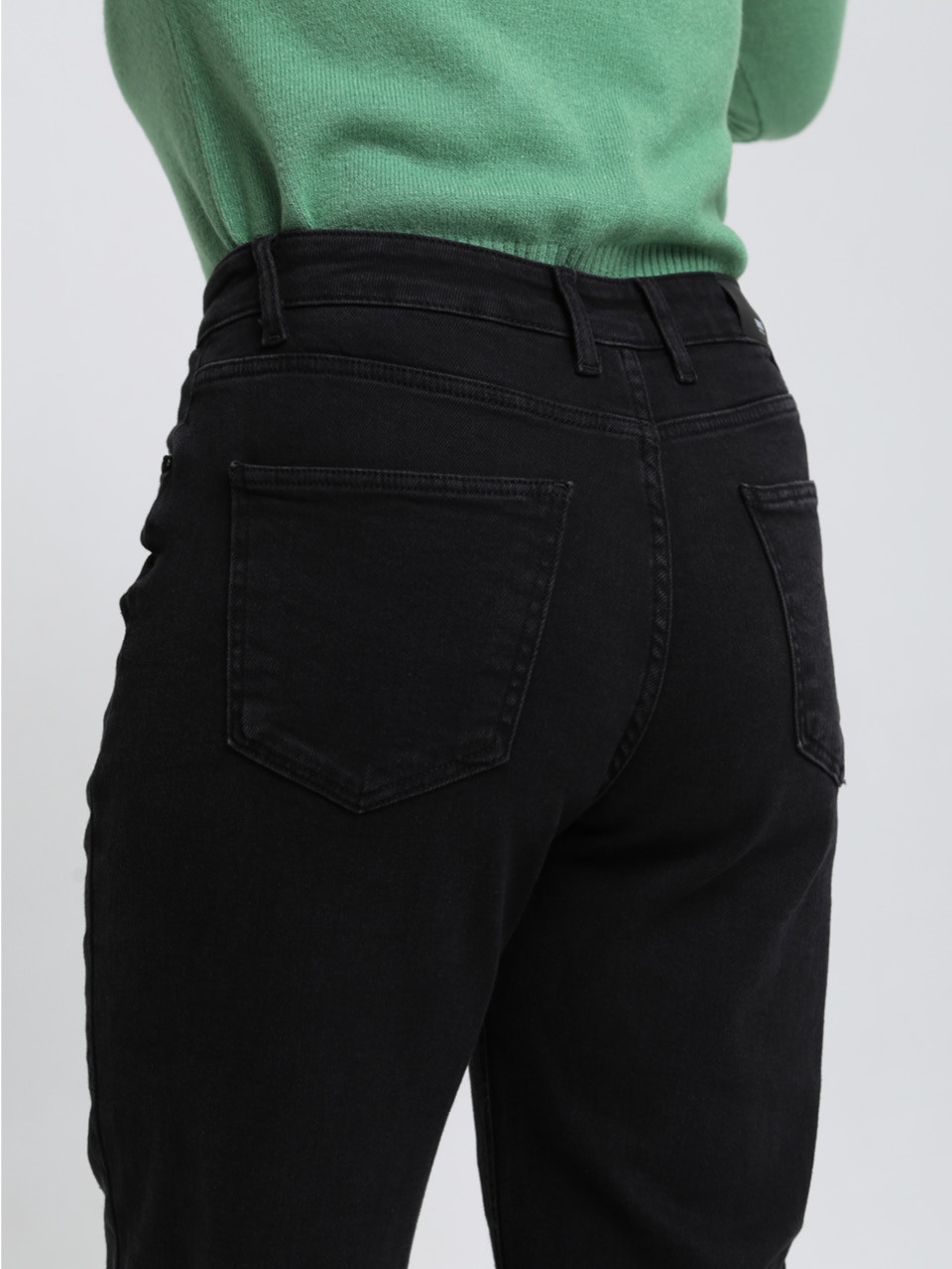 Джинси жіночі чорні утеплені на флісі МОМ великі розміри 3257-B