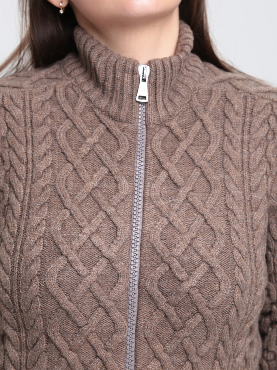 Светр жіночий бежевий зимовий вовняний на блискавці 230-644-3