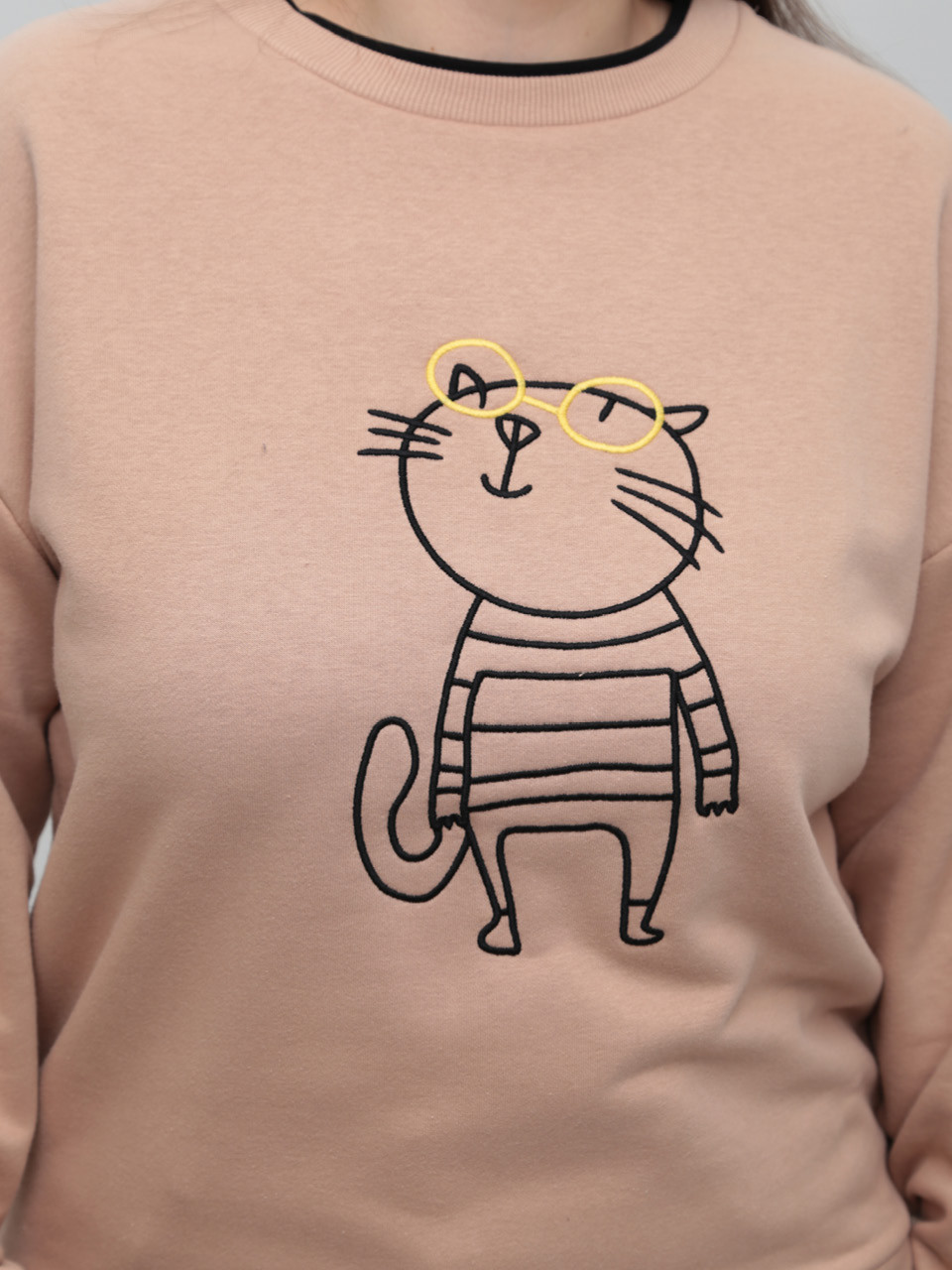 Світшот бежевий жіночий вільний з котом 537-7