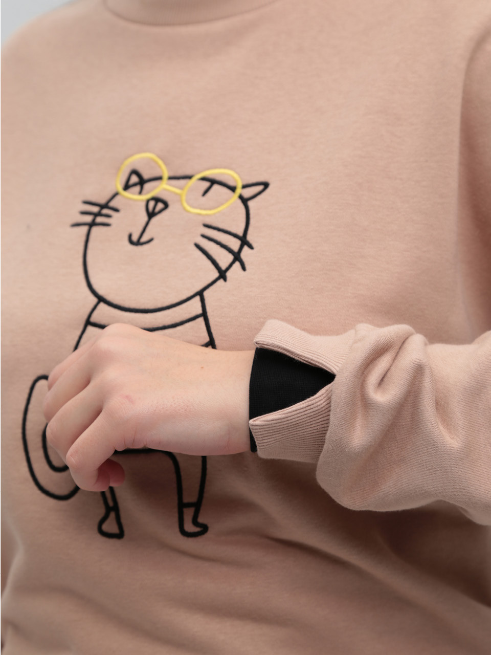 Світшот бежевий жіночий вільний з котом 537-7