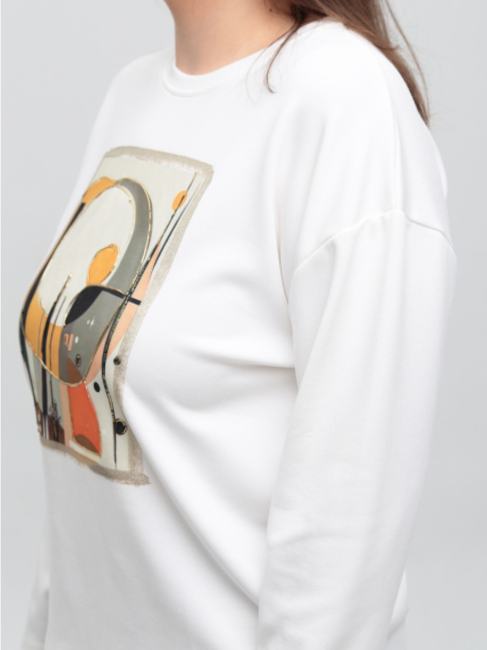 Жіночий лонгслів білий з принтом вільний 522-2-T