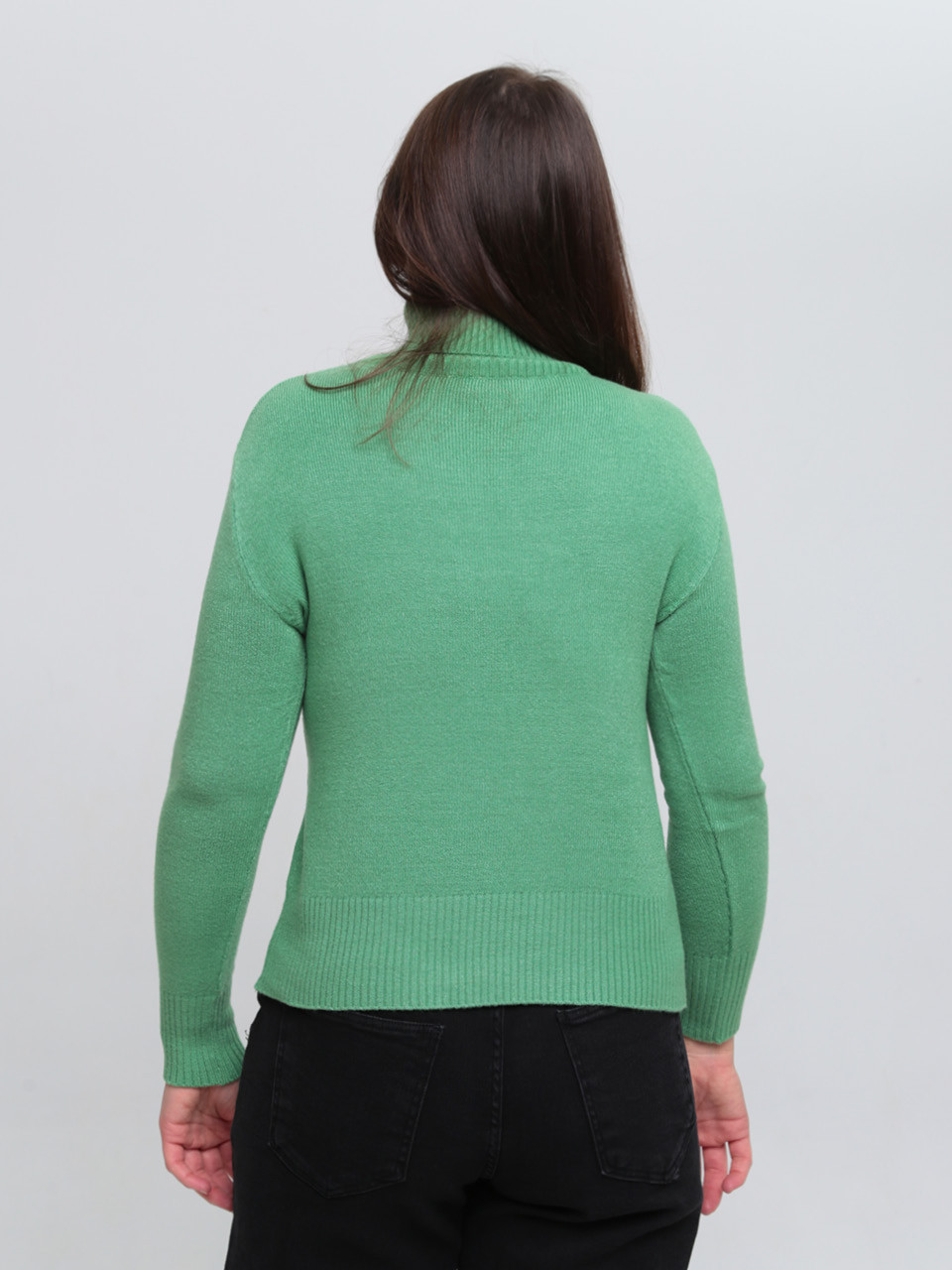 Свитер женский зеленый с горлом 0500-3