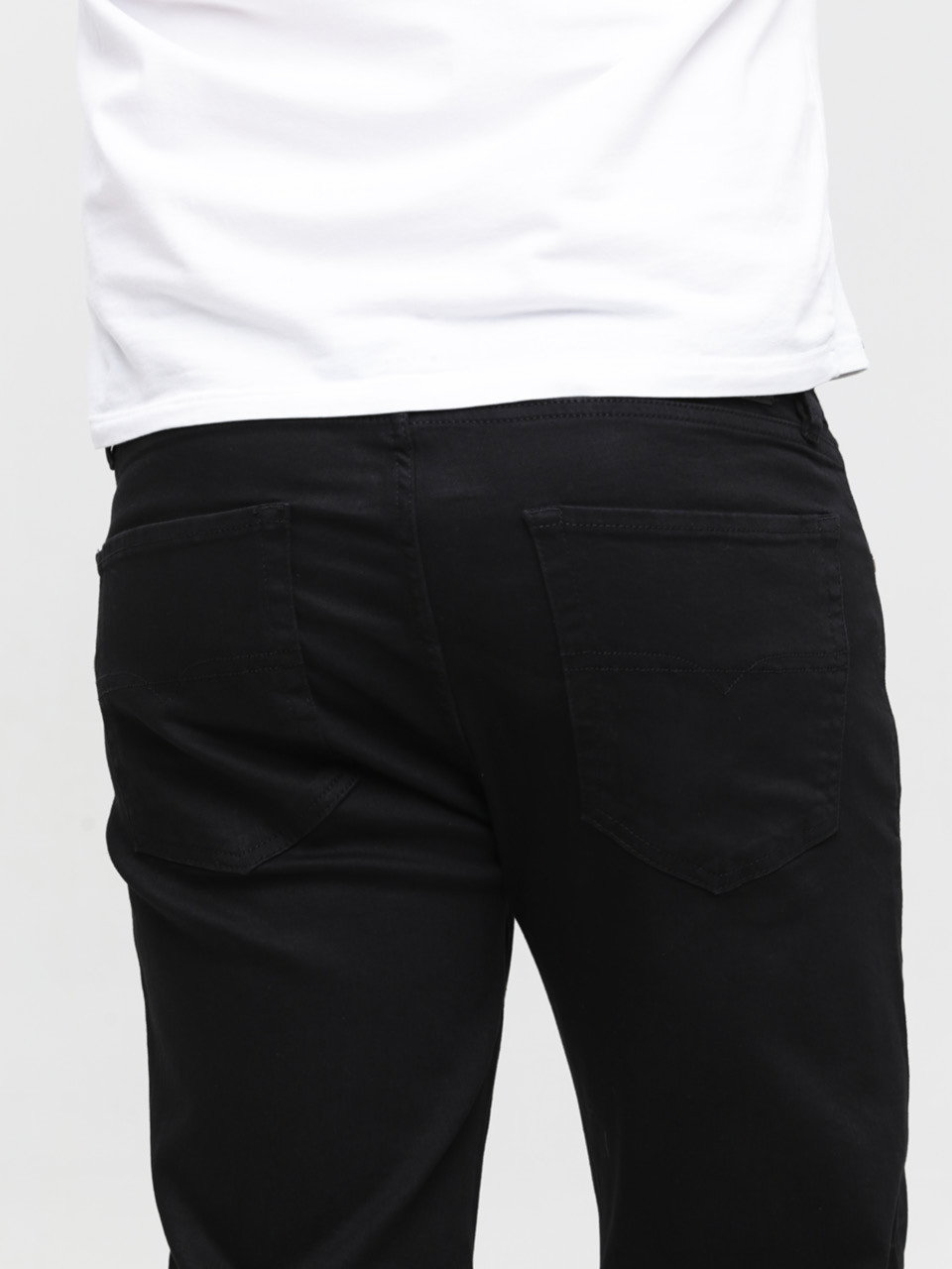 Джинсы мужские прямые черные со стрейчем 5003-53