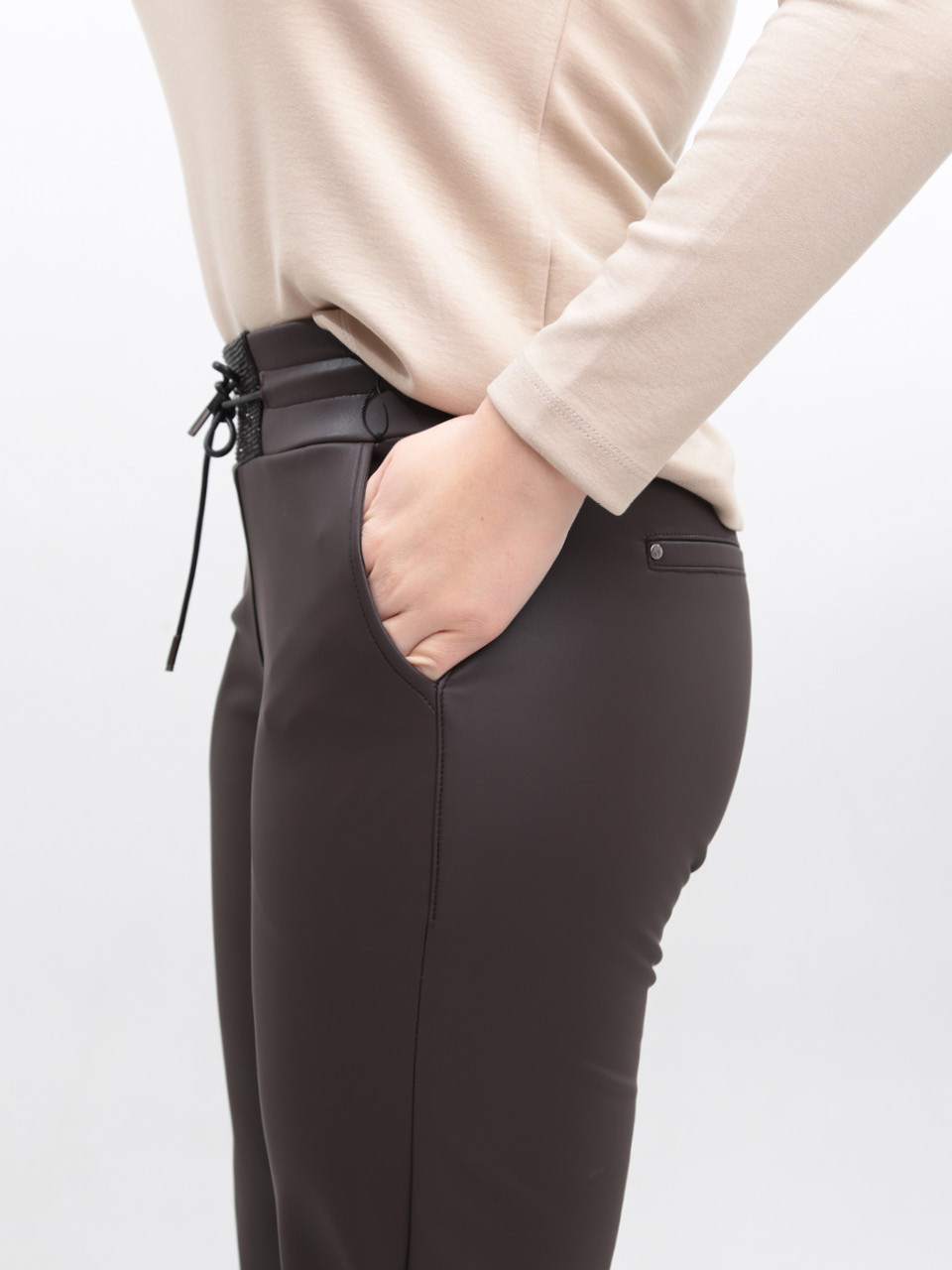 Штани жіночі з екошкіри коричневі утеплені на флісі прямі 7931-5