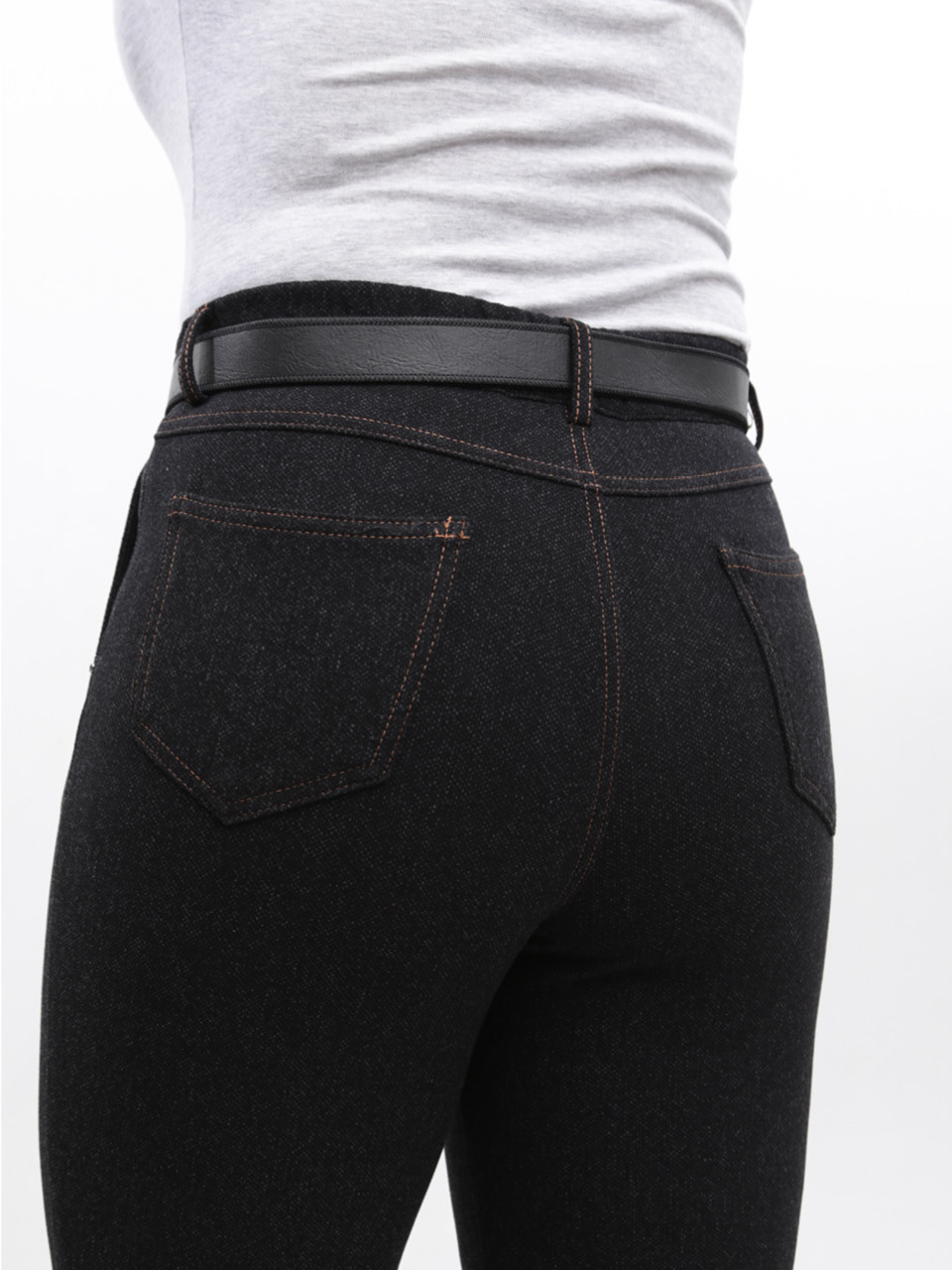 Брюки женские черные слим МОМ теплые 10655-2