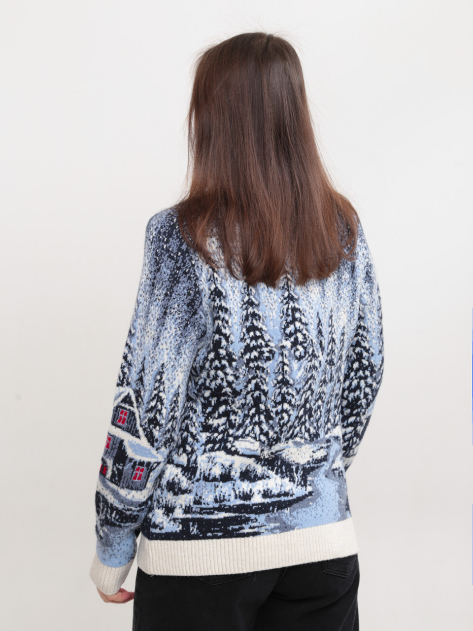 Светр жіночий зимовий білий вовняний із зимовим принтом 230-561-2