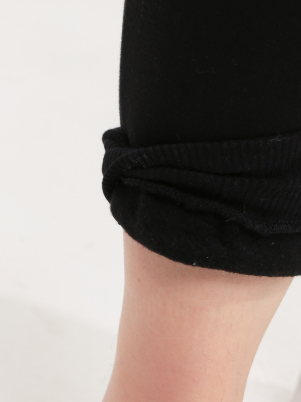 Спортивные штаны женские черные на флисе 2800-1