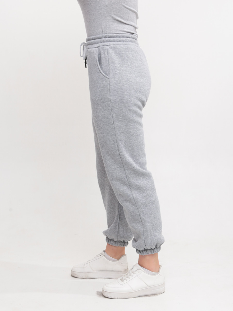 Спортивные штаны женские серые джогеры на флисе 1284-3
