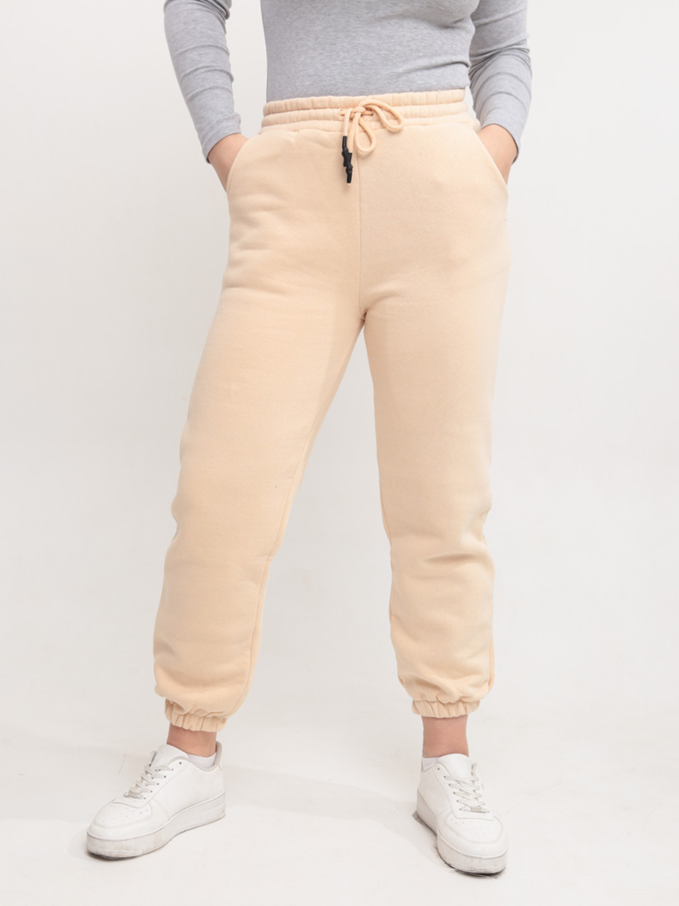 Спортивные штаны женские бежевые джогеры на флисе 1284-4