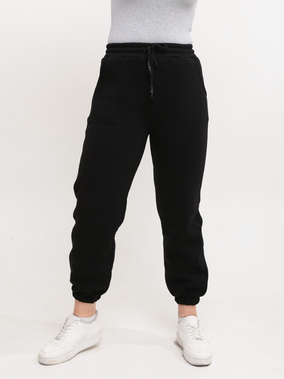 Спортивные штаны женские черные джогеры на флисе 1284-1