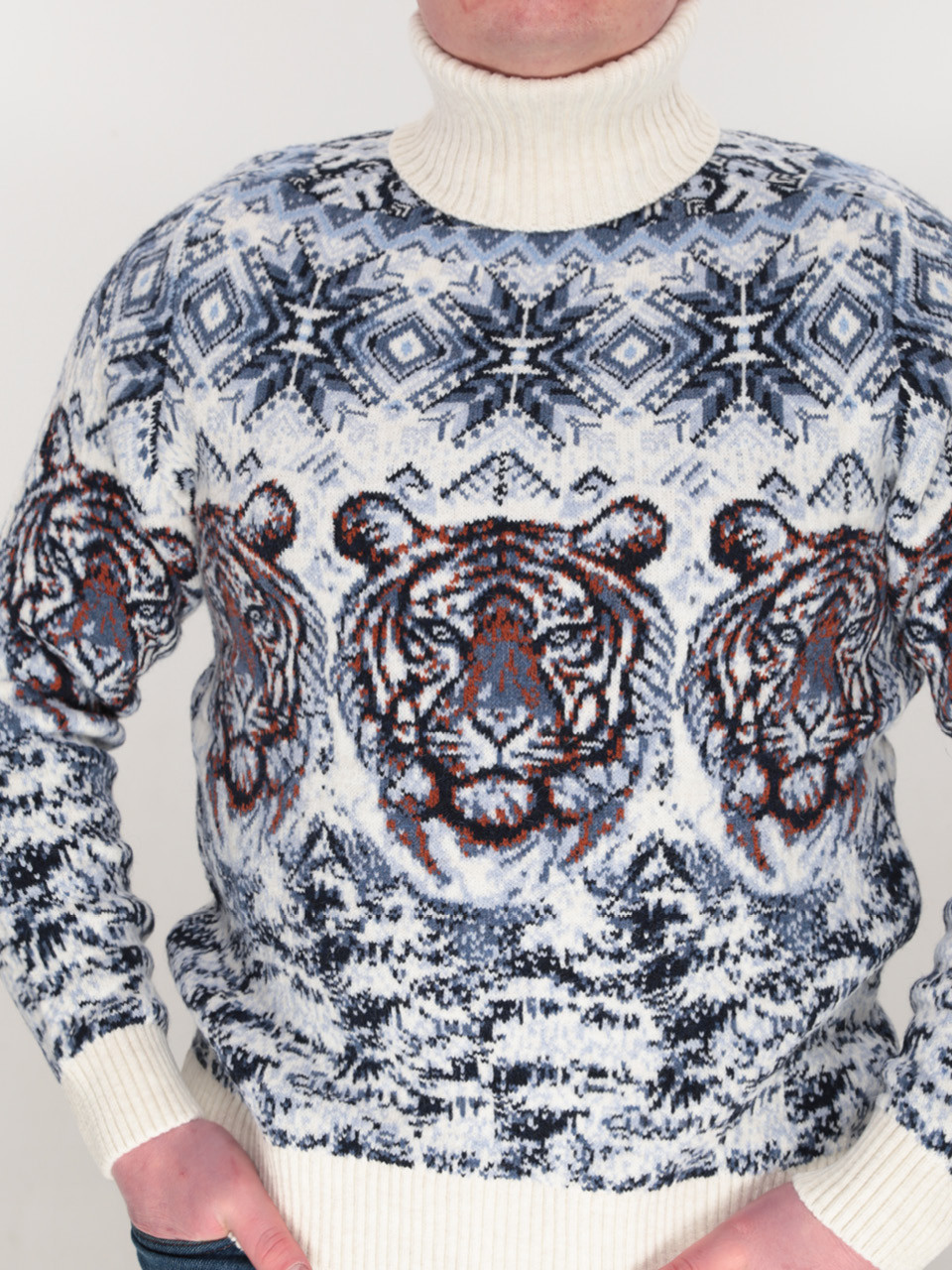 Светр чоловічий зимовий з тиграми білий 230-1-509-2