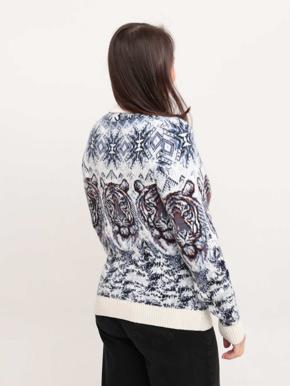 Свитер женский зимний шерстяной с тиграми белый 230-1-509-2