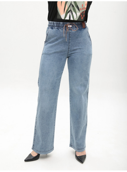 Джинсы женские голубые...