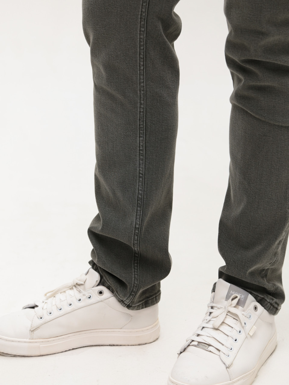 Джинсы мужские хаки слим со стрейчем 4523-3