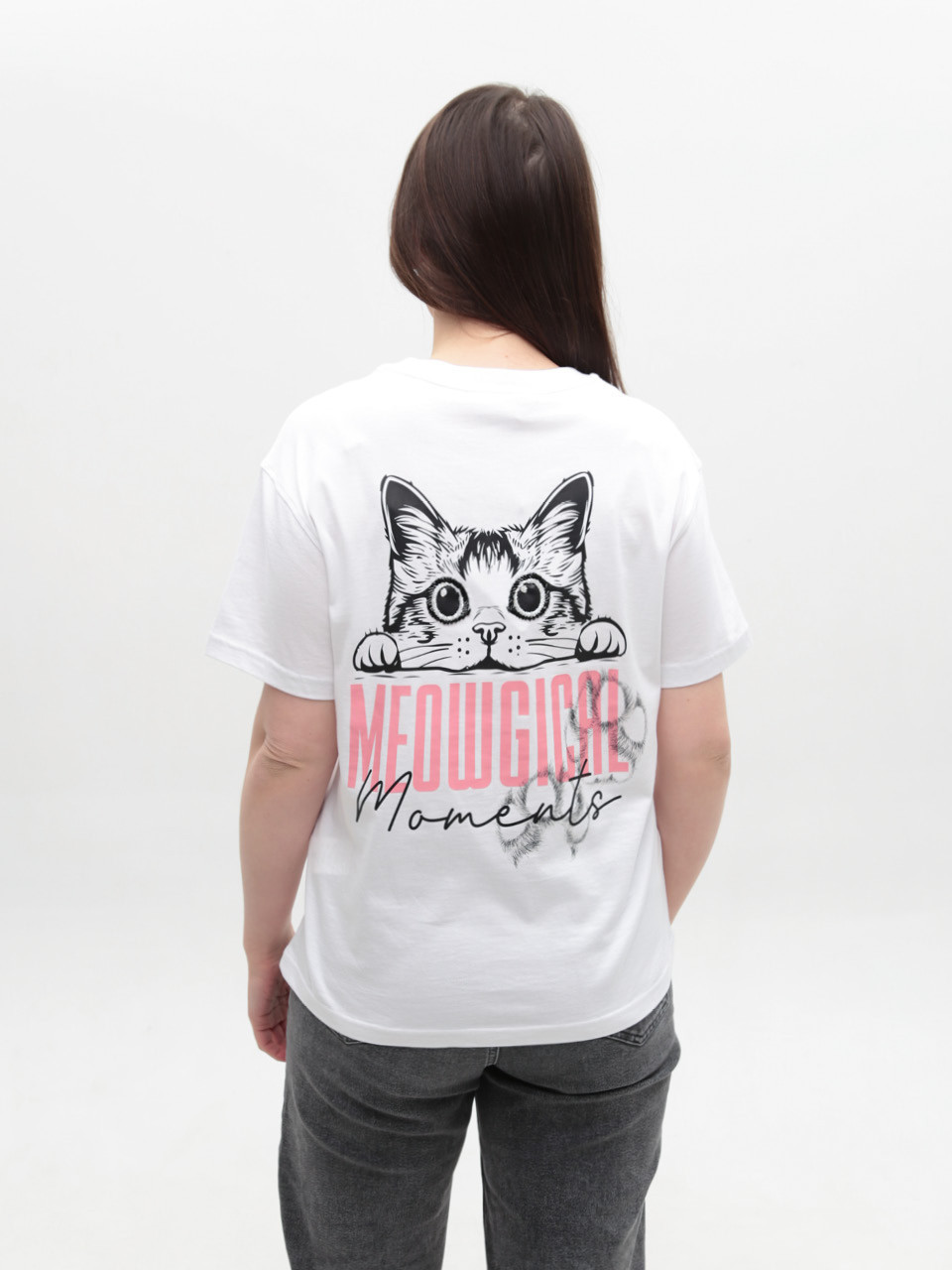 Жіноча футболка біла пряма з принтом 61-1