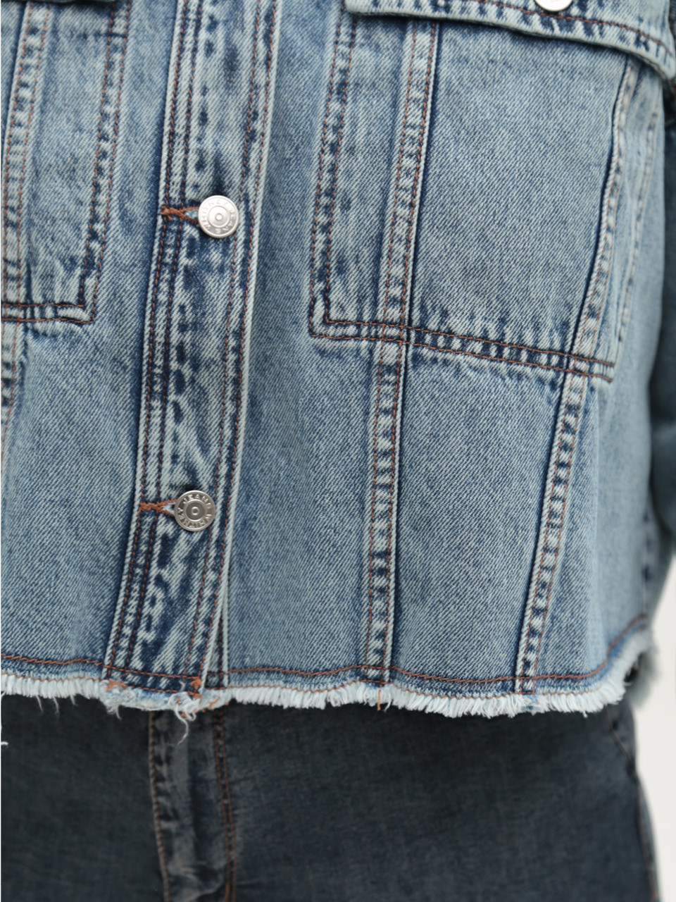 Джинсова куртка жіноча синя укорочена 574-63-T