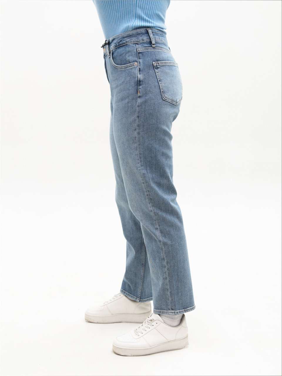 Джинсы женские прямые МОМ светло-синие большие размеры 1645-B