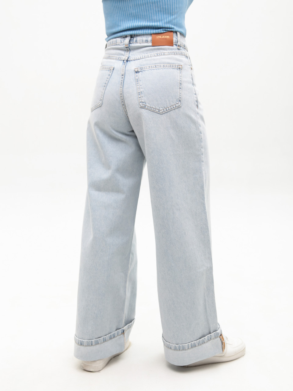 Джинсы женские светлые супер широкие с подворотами 1606-1