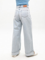 Джинсы женские светлые супер широкие с подворотами 1606-1