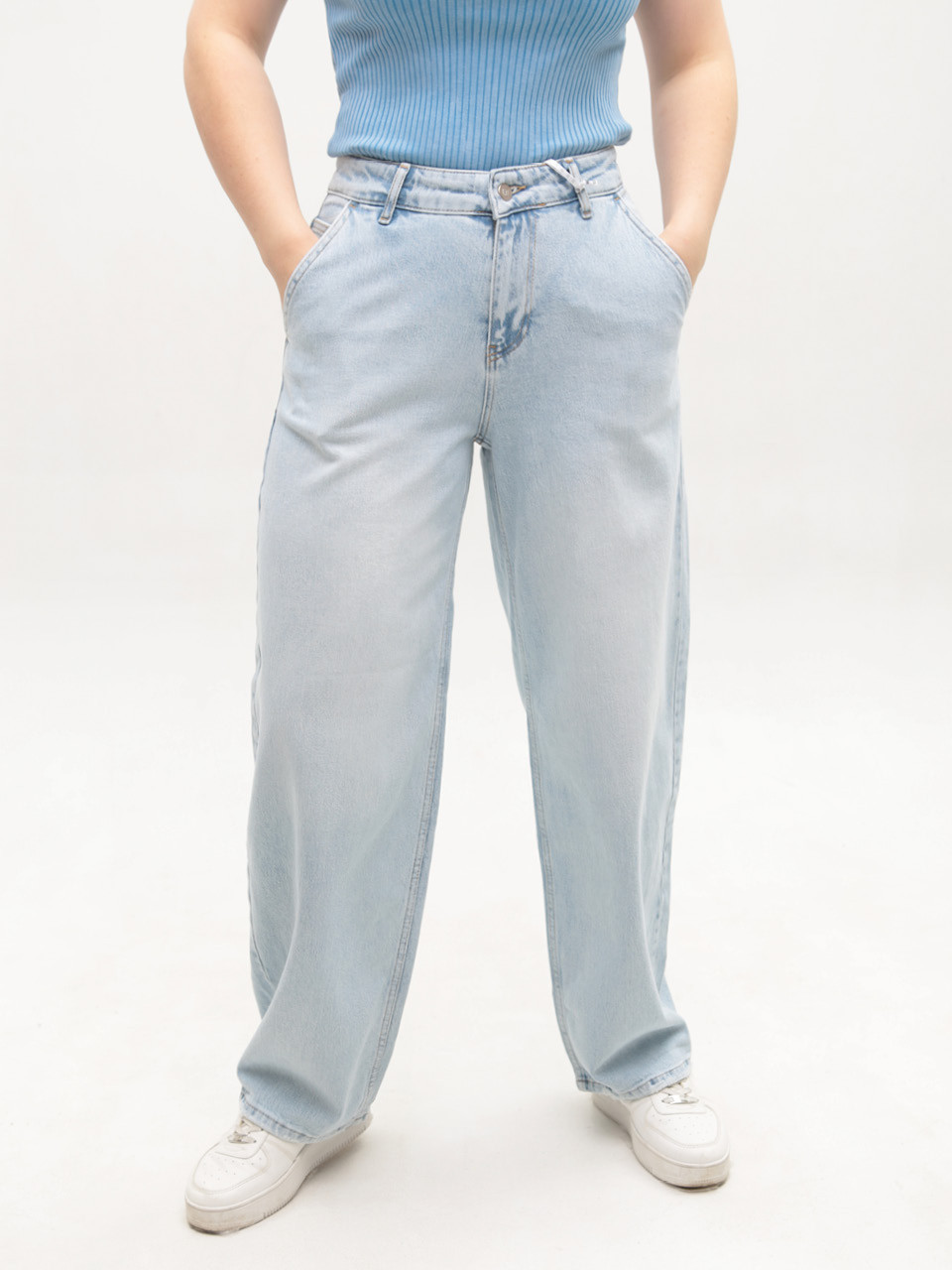 Джинсы женские светлые скатеры со стрейчем 52864