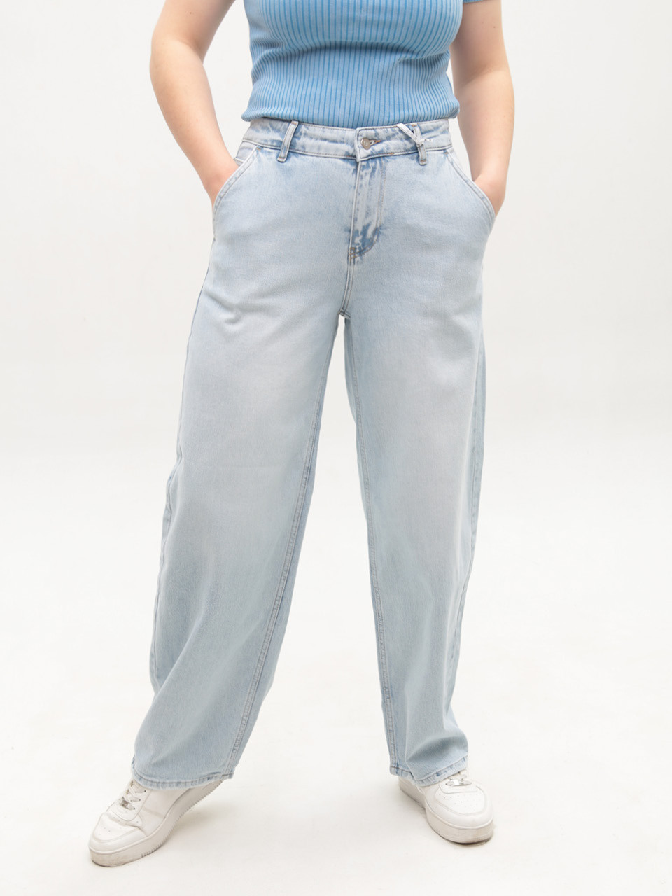 Джинсы женские светлые скатеры со стрейчем 52864