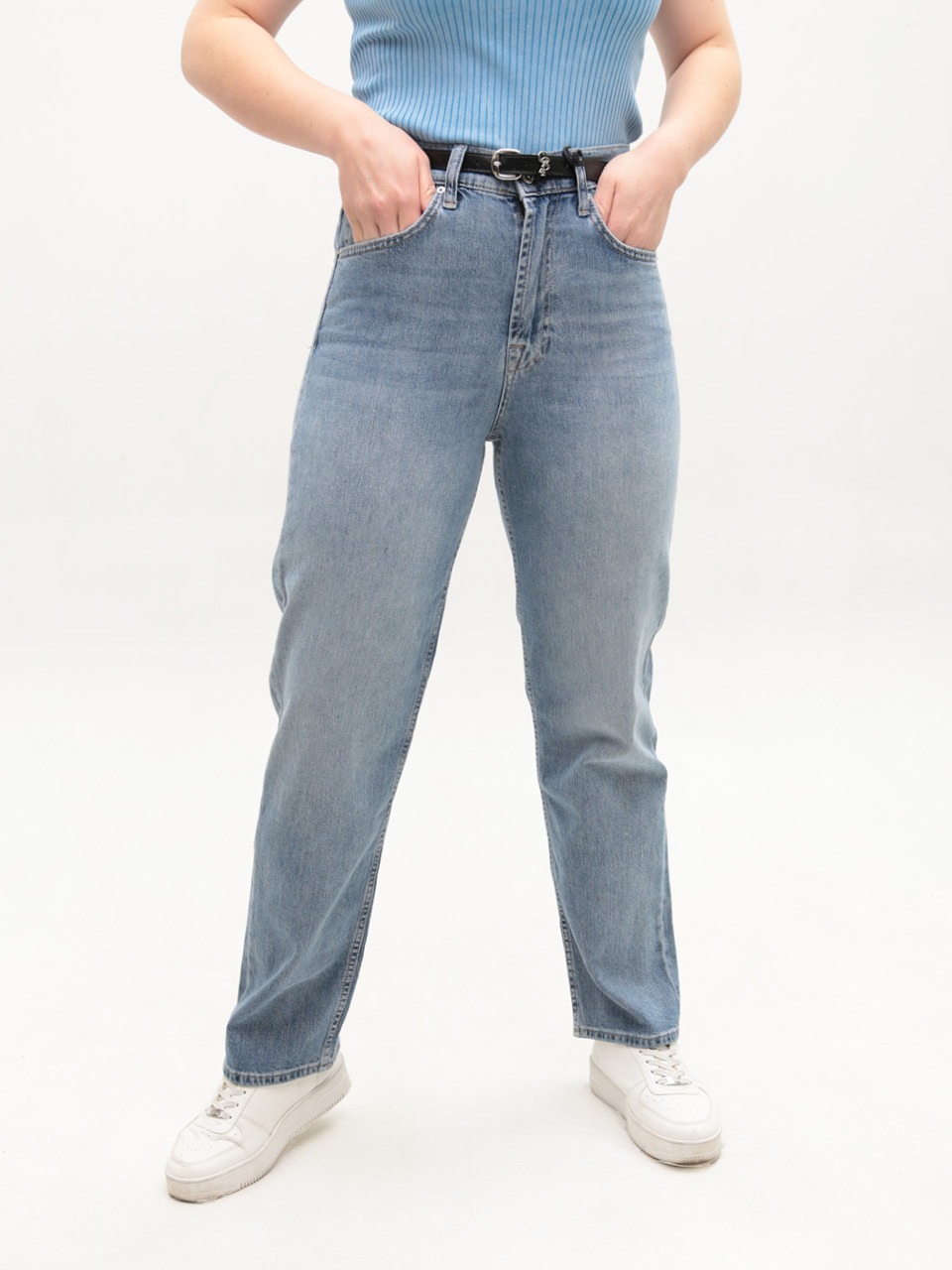 Джинсы женские голубые прямые с высокой посадкой 1650
