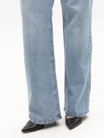 Джинсы женские голубые широкие с резинкой на поясе 3338--010