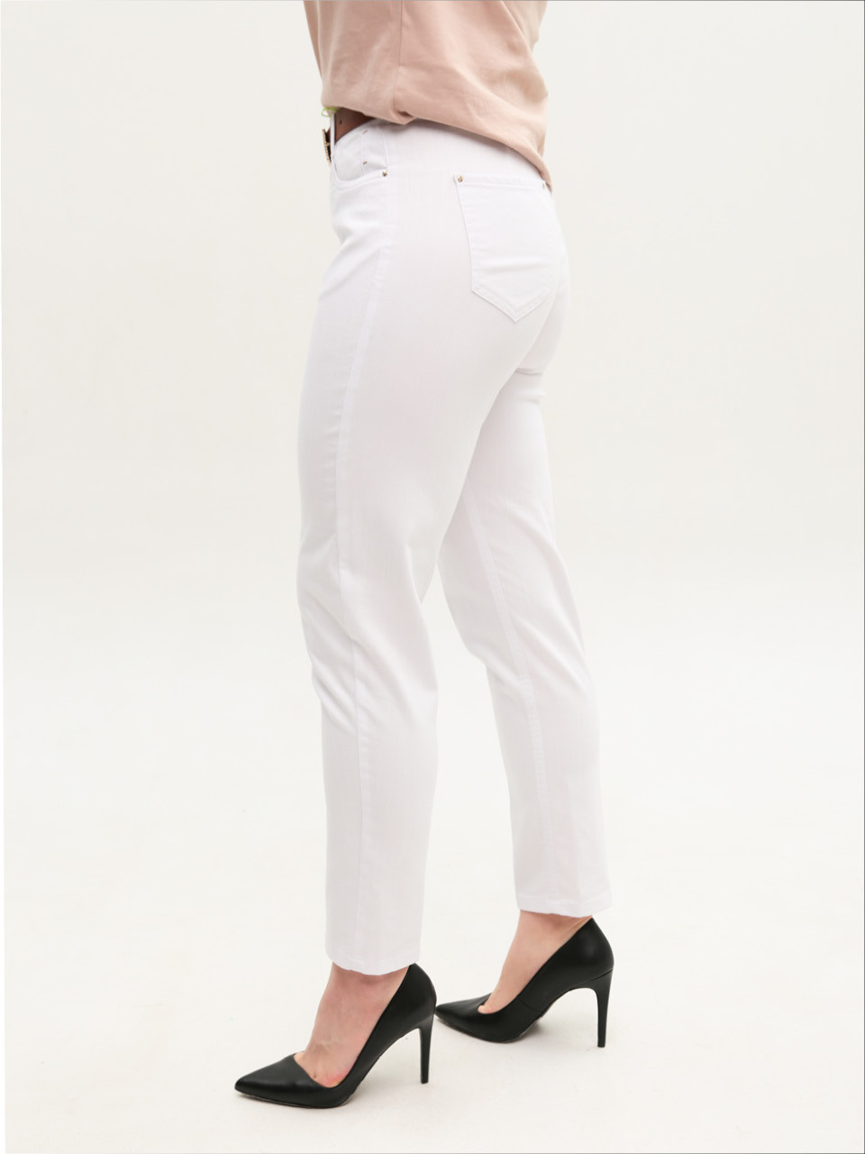 Брюки женские белые слим МОМ с резинкой на поясе 1791-B-2