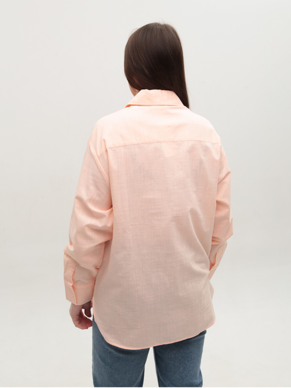 Рубашка женская персиковая тонкая 155-2