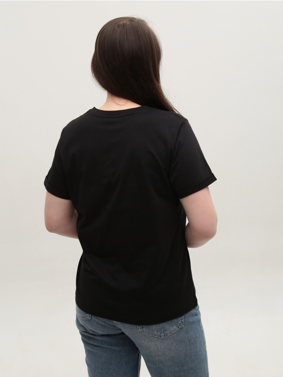 Жіноча футболка чорна з принтом пряма 605-2