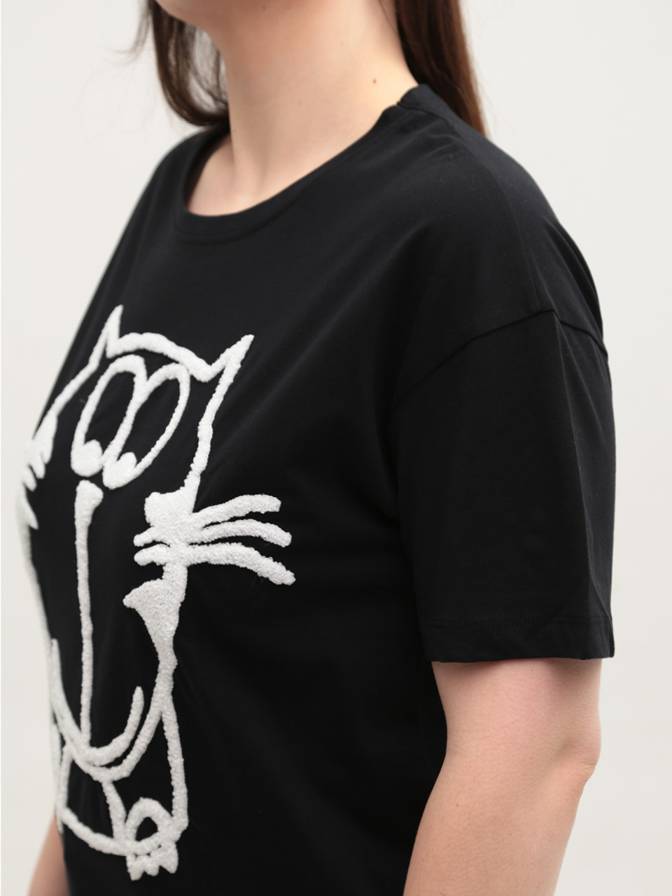 Футболка женская черная широкая с котом 1110-2-T