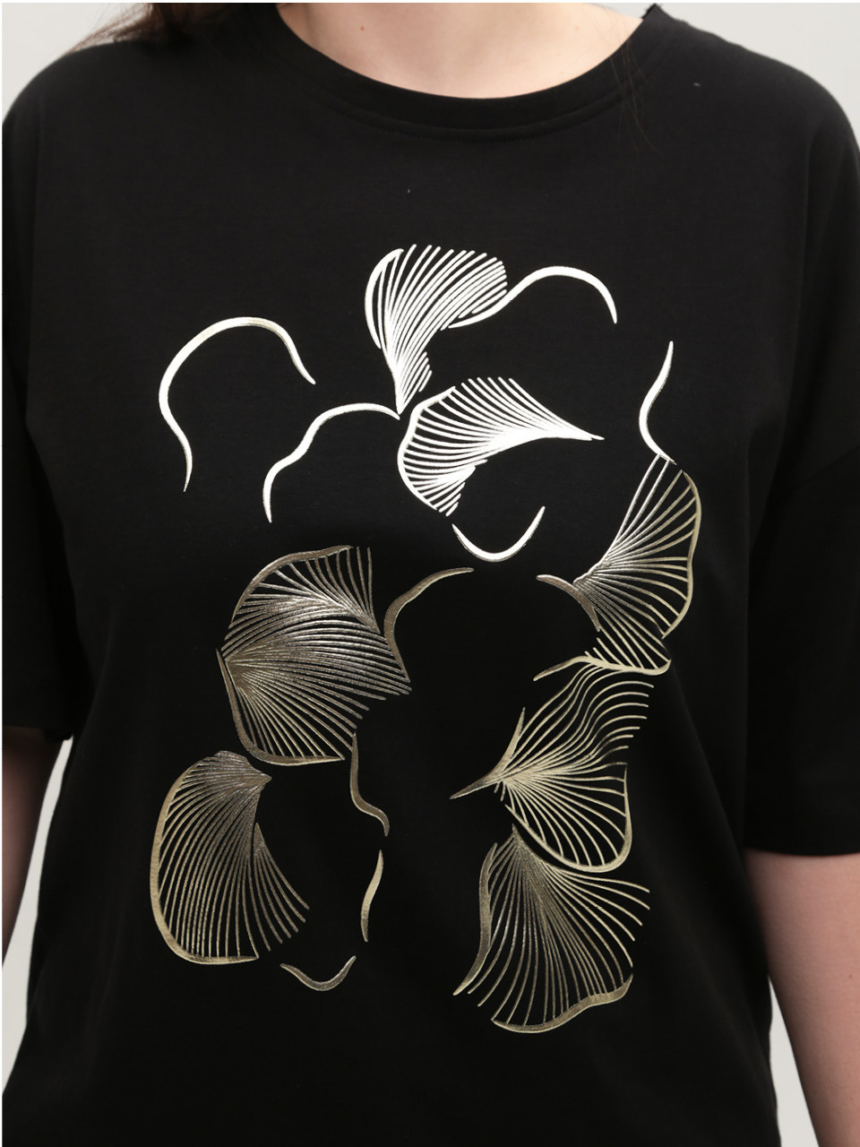Футболка женская черная широкая с принтом 618-2-T