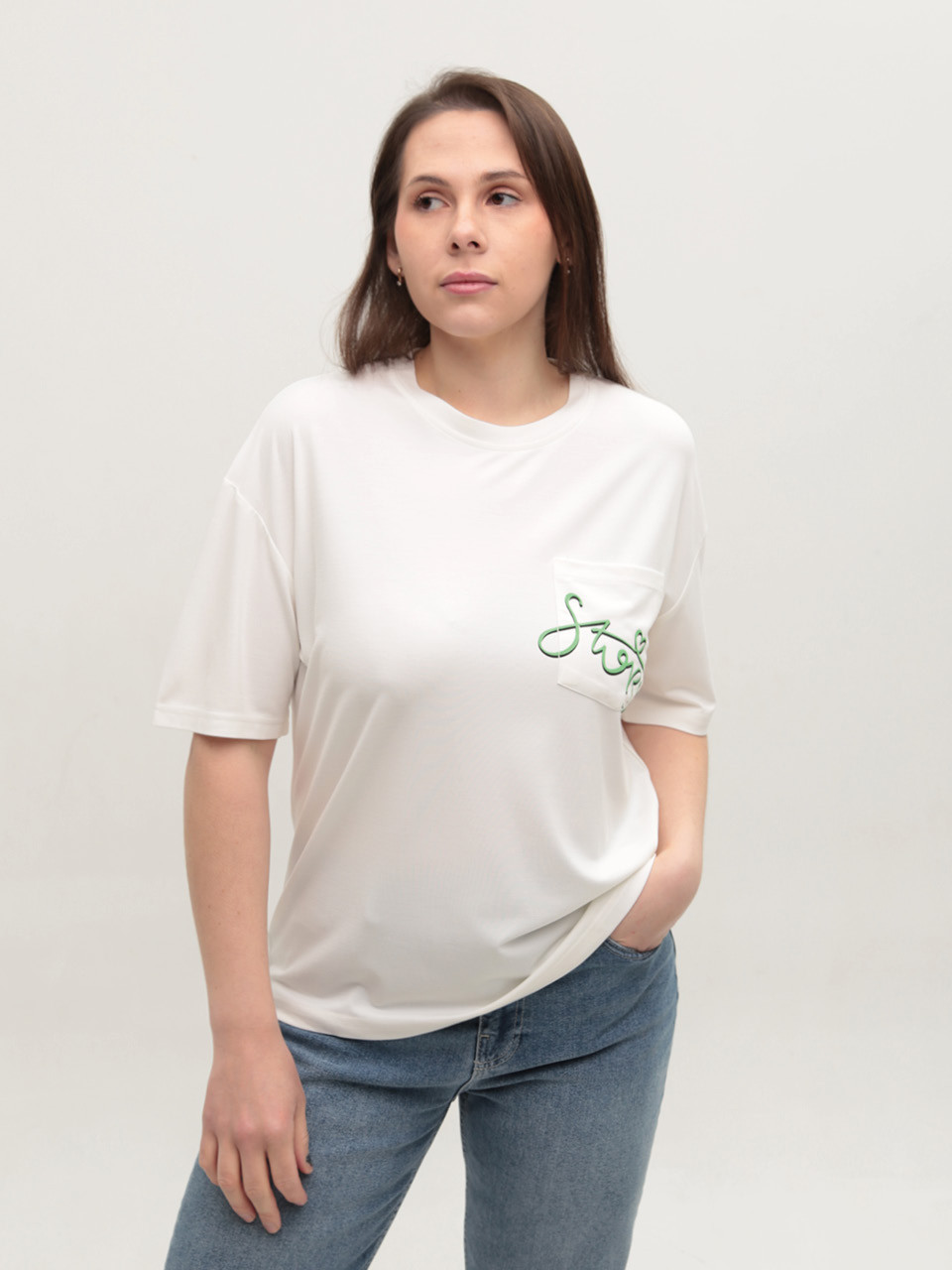 Футболка женская белая тонкая свободная 15-10-T