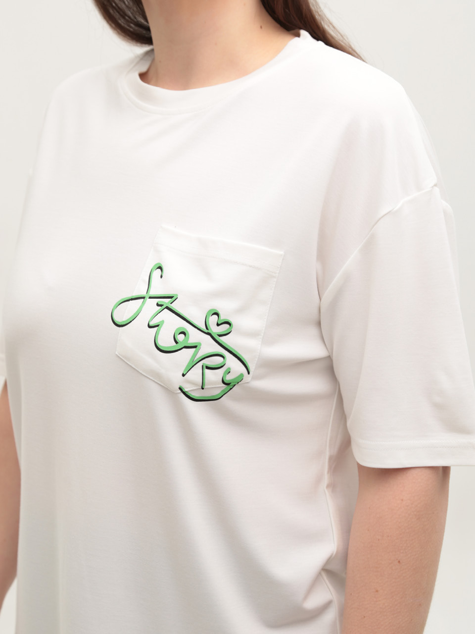 Футболка женская белая тонкая свободная 15-10-T