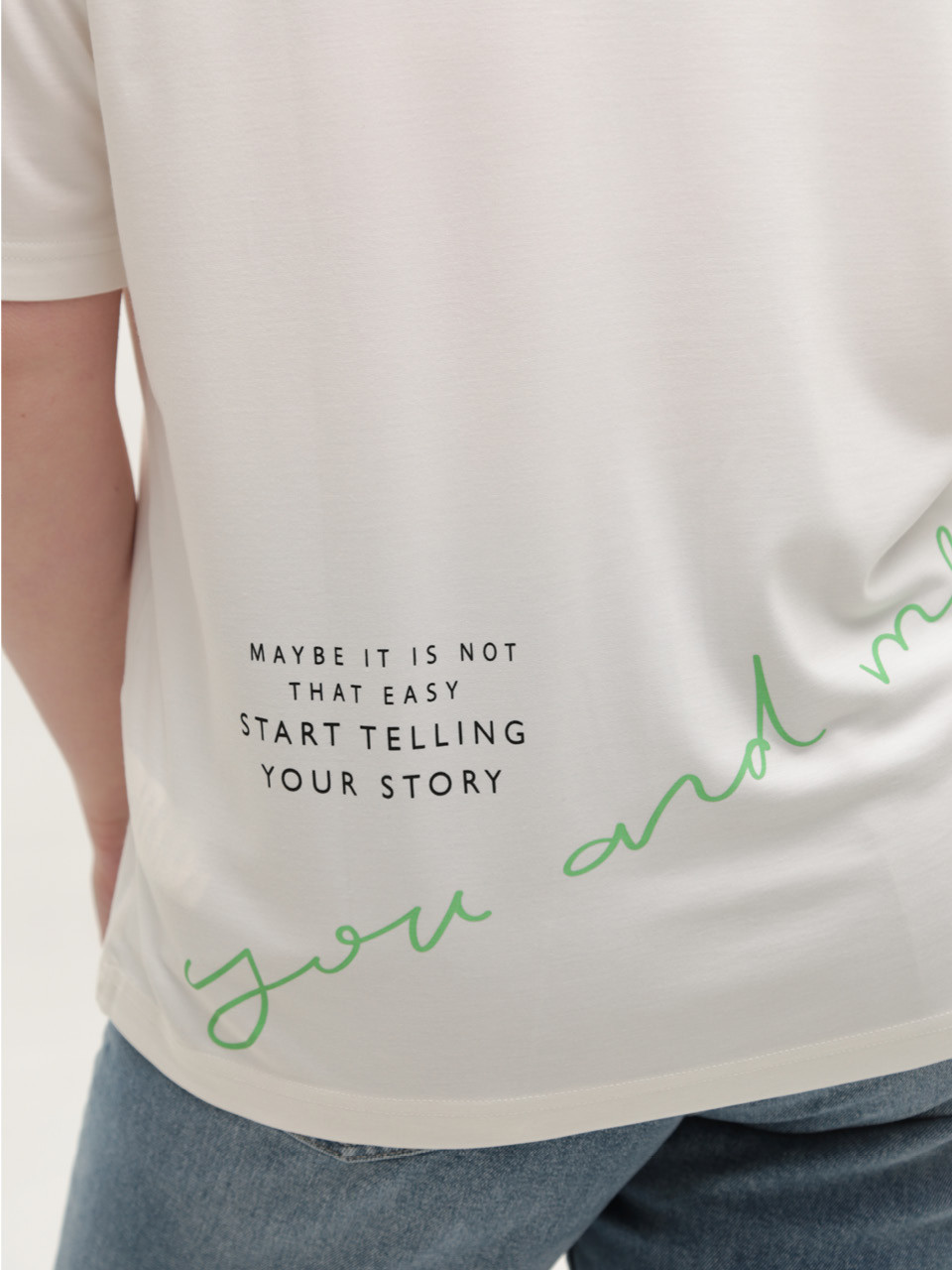 Футболка женская белая тонкая свободная 15-10-T