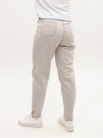 Джинсы женские тонкие светло-бежевые бананы на резинке 8040-B-1