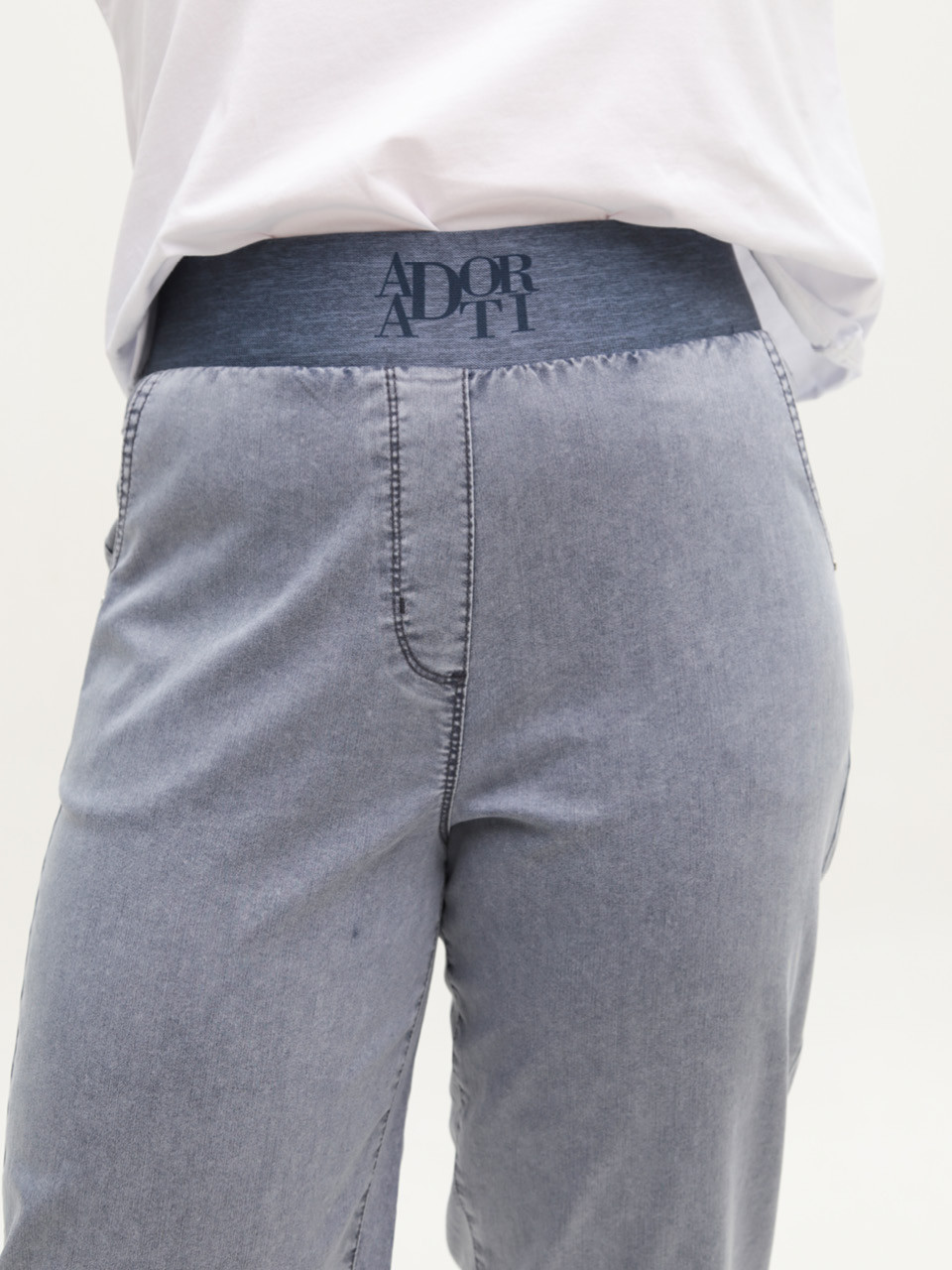 Джинси жіночі сині банани тонкі з гумкою великі розміри 8040-B-3