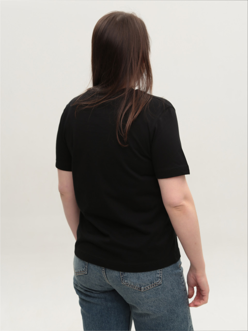 Футболка женская черная прямая 107-01